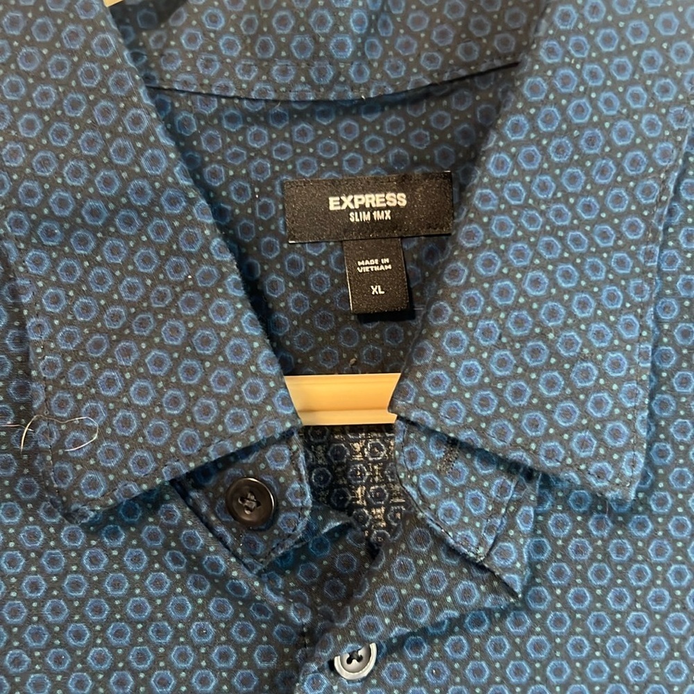 [Express] Men’s 1MX Slim Dress Shirt - Picture 2 of 6